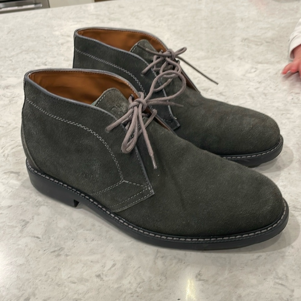 Men’s Leather Belmont Chukka boots